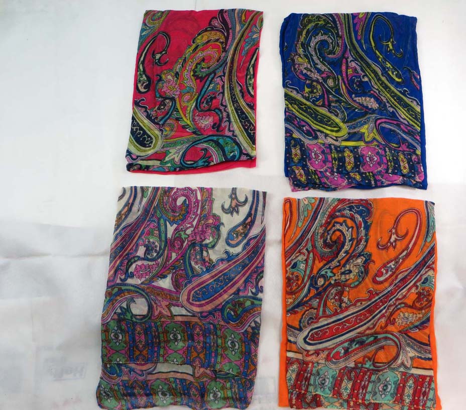 scarfsarong35mr4a