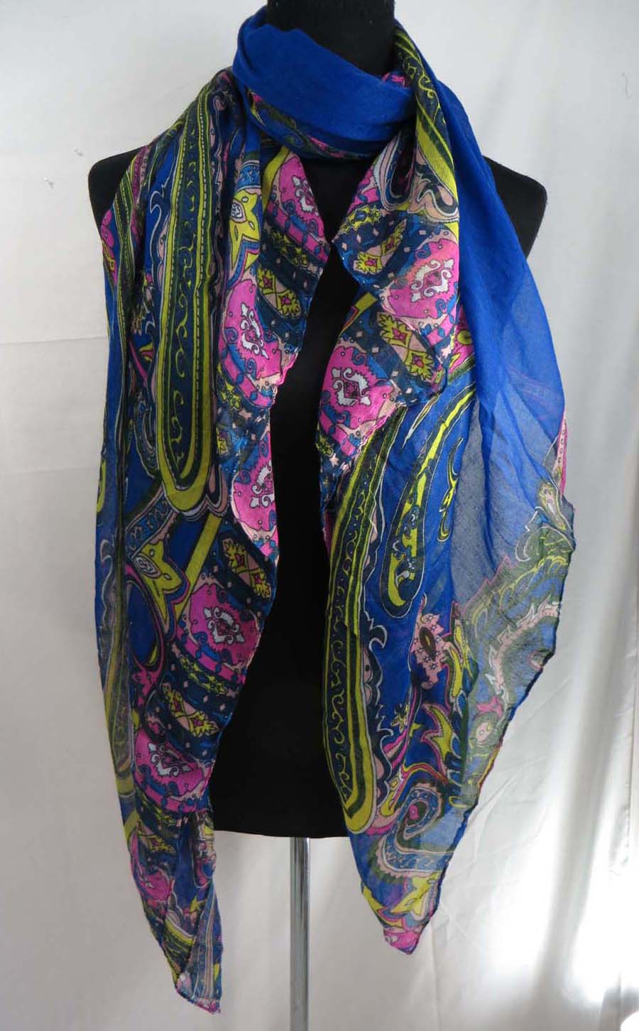scarfsarong35mr4r