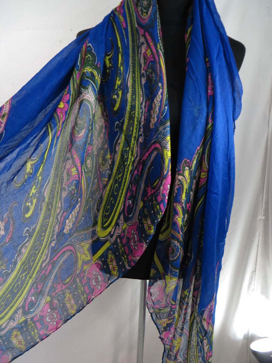 scarfsarong35mr4s