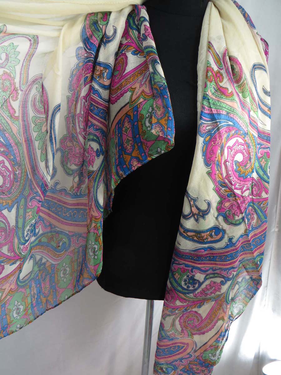 scarfsarong35mr4zb