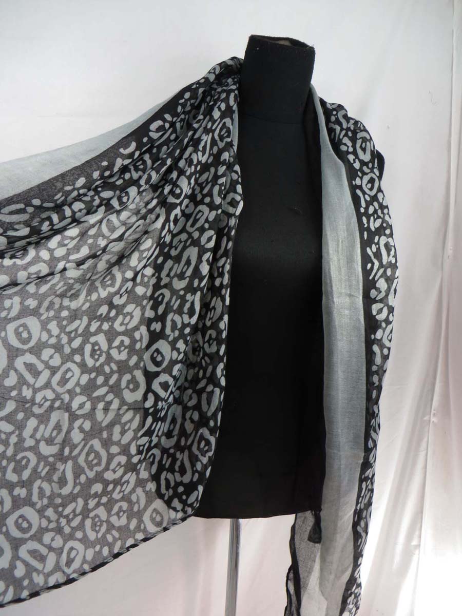 scarfsarong42ml3zx