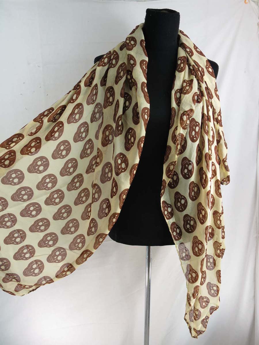 scarfsarong53mr2w