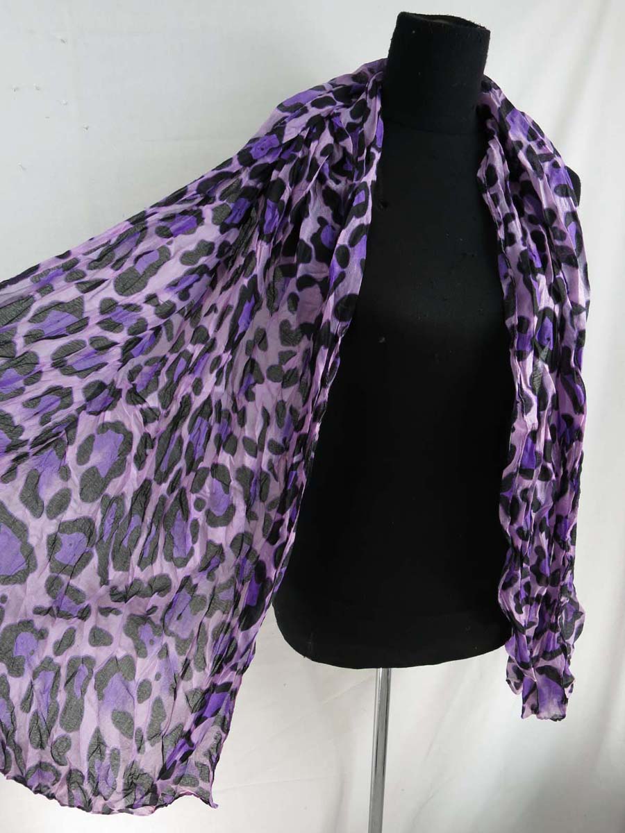 scarfsarong54mr2q