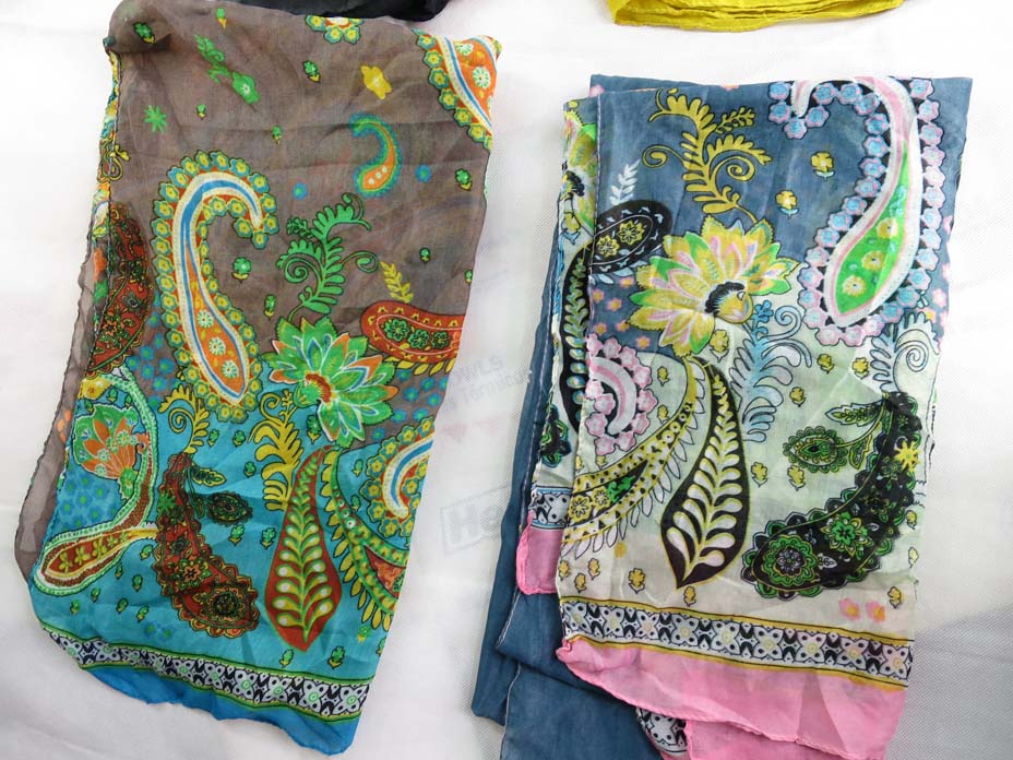scarfsarong55mr2b