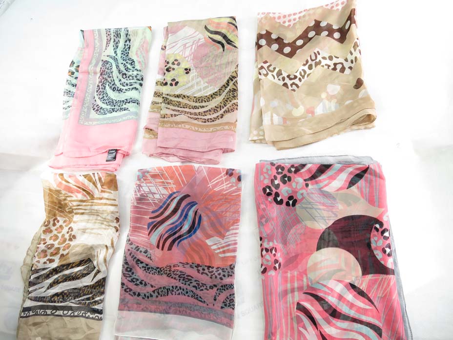 scarfsarong58mr2a