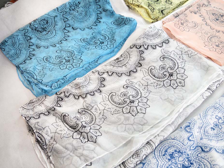 scarfsarong61mr2h