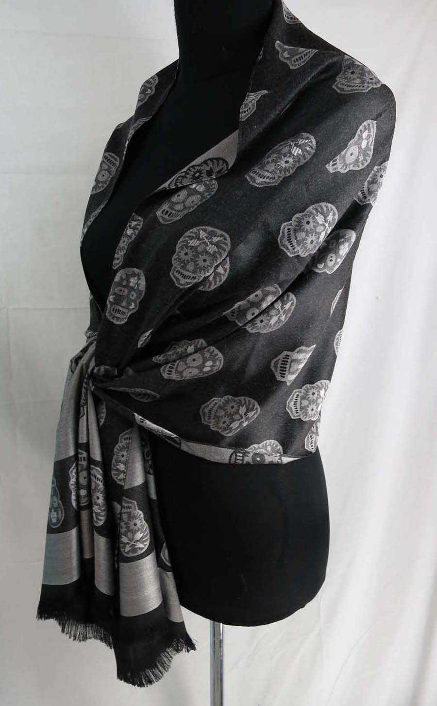 silkscarf83mr5za