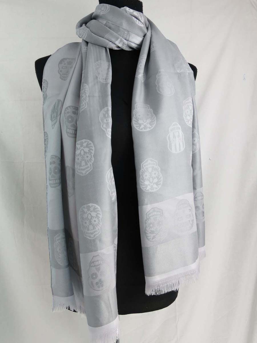 silkscarf83mr5zp