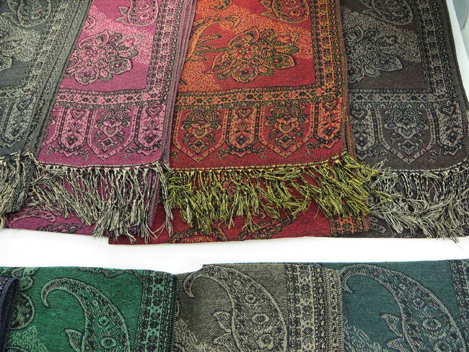 winterscarf17mr2c