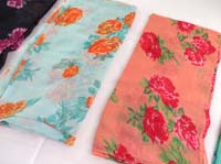scarfsarong104mr5d