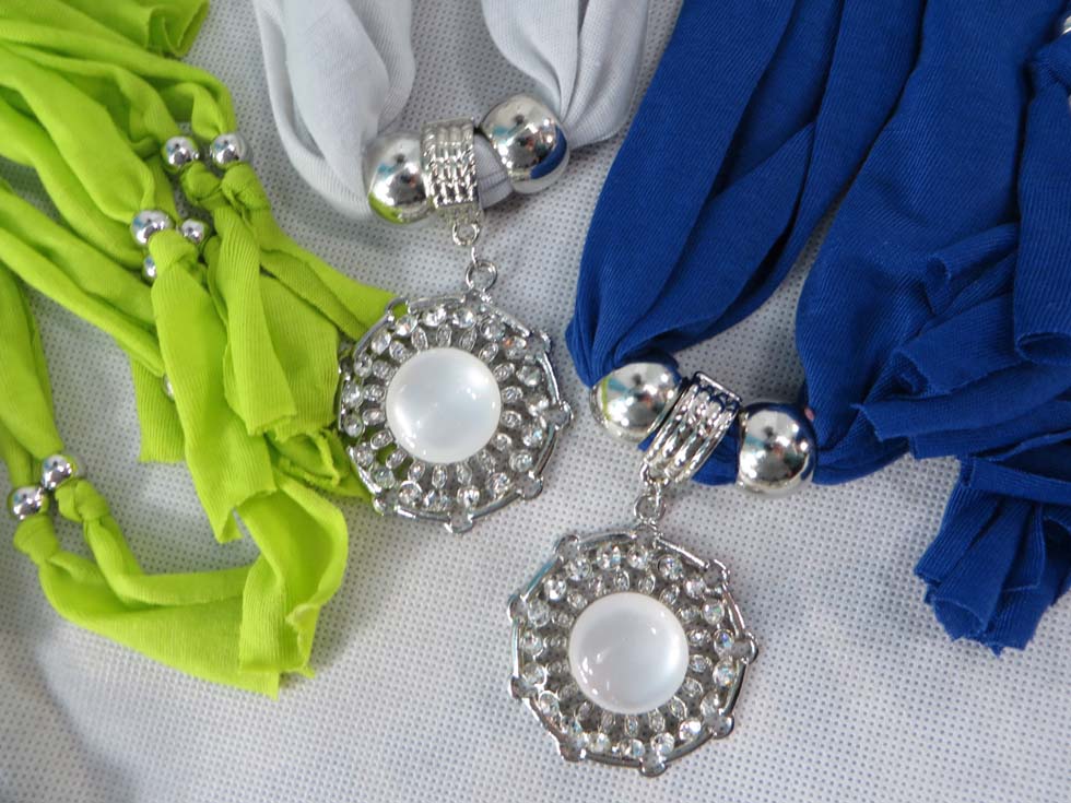 pendantscarf100dr5i
