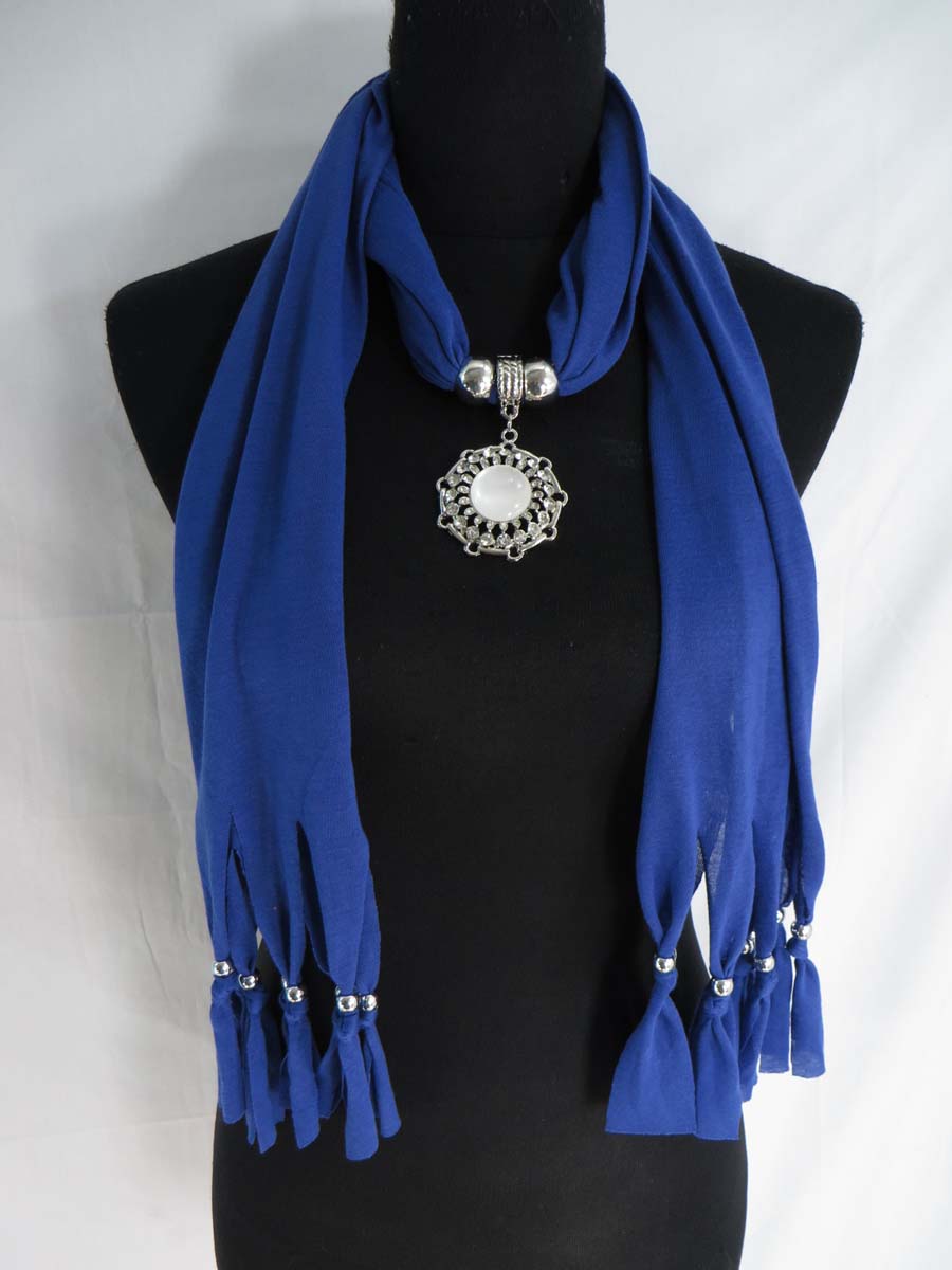 pendantscarf100dr5zad