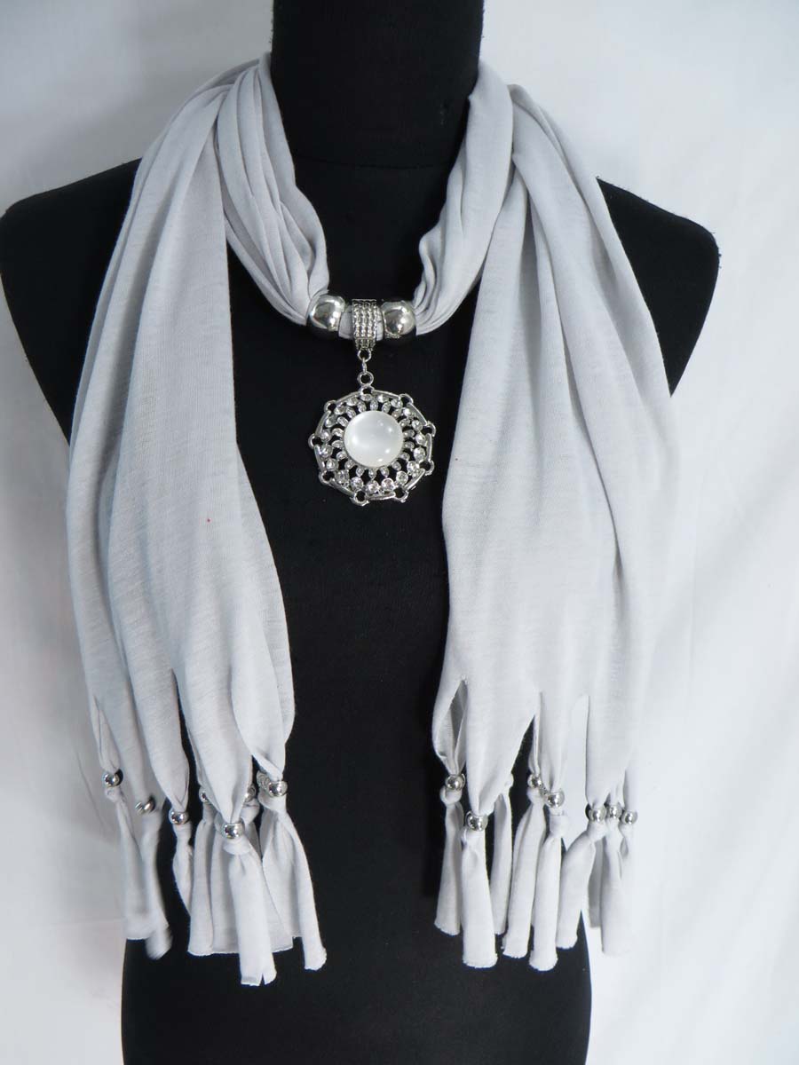 pendantscarf100dr5ze