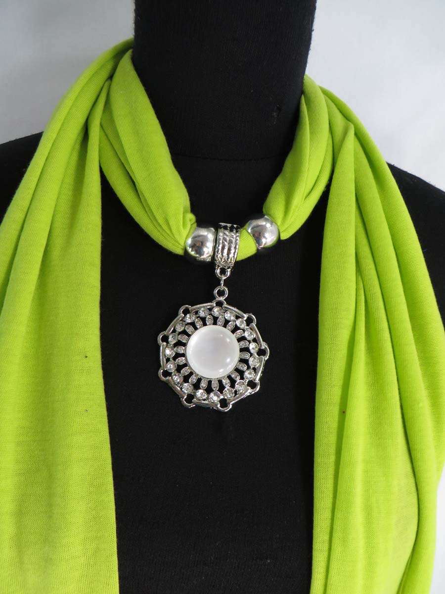 pendantscarf100dr5zw