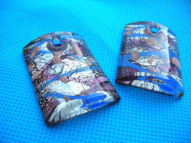 hand-blown-glass-pendant-11