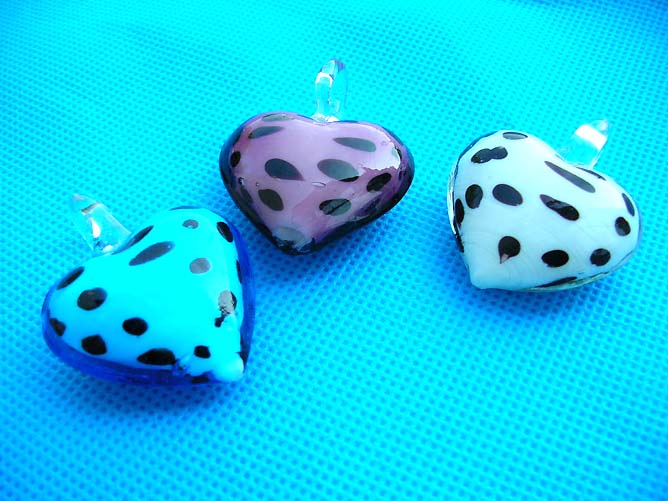 hand-blown-glass-pendant-13b