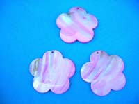 Daisy designed pendant, crafted from seashell