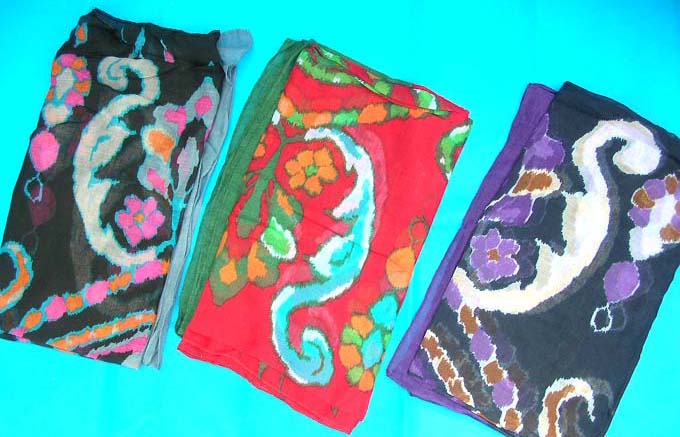 light-shawl-wrap-sarong-1b-paisley