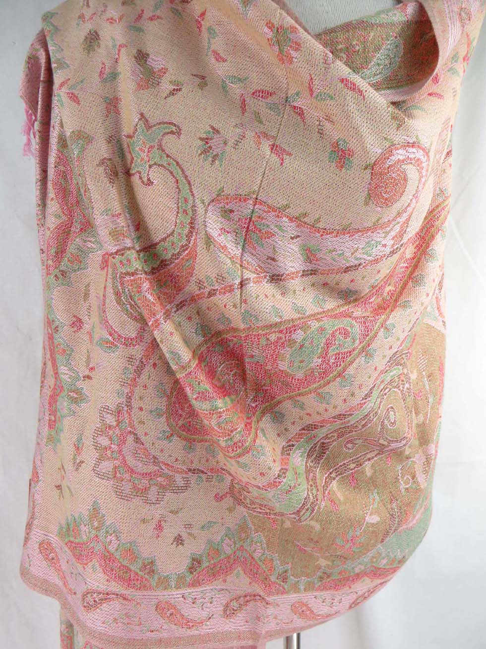 pashmina26un3yr